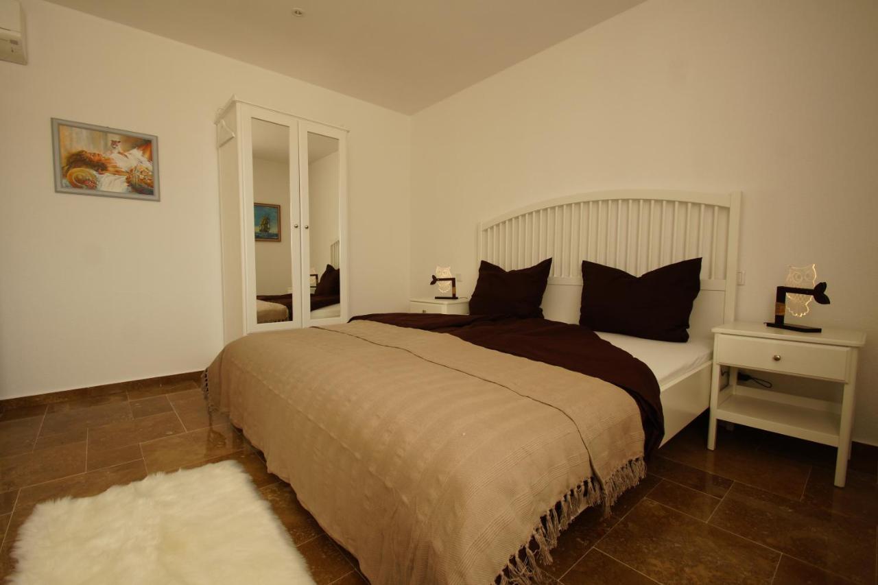 Apartment Ludilo Mit 4 In Poljica - Marina Bei Trogir Split *