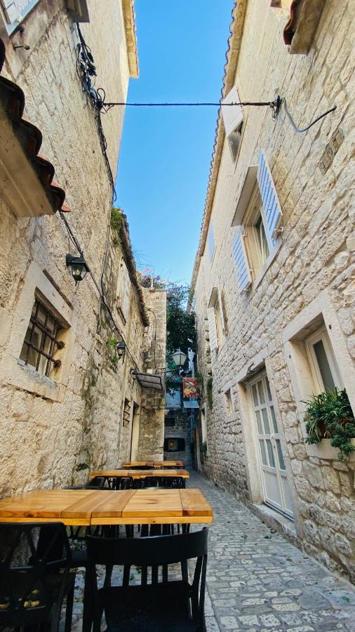 Apartment Ludilo Mit 4 In Poljica - Marina Bei Trogir Split *
