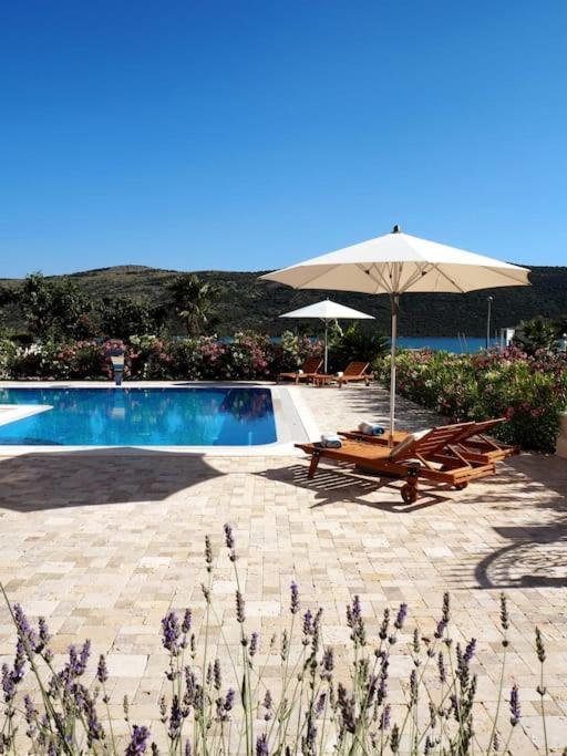 Ludilo Mit 4 In Poljica - Marina Bei Trogir Split Apartment *