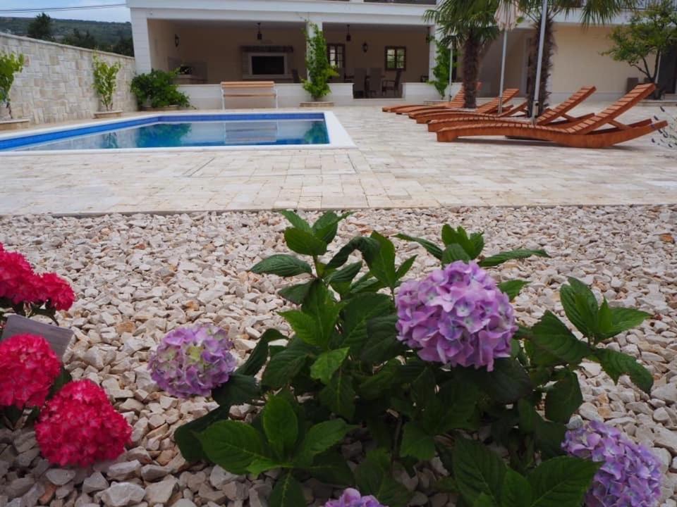 Ludilo Mit 4 In Poljica - Marina Bei Trogir Split Apartment Poljica (Trogir)