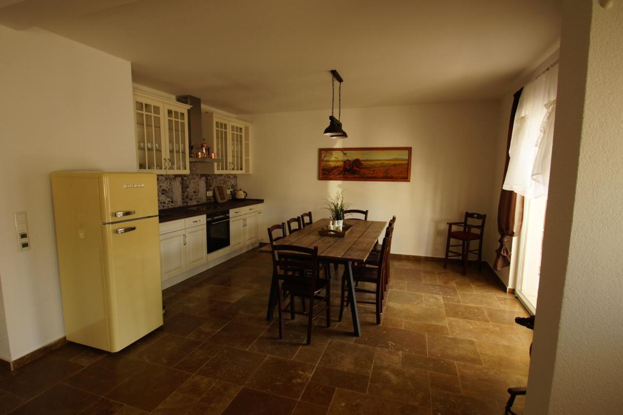 Apartment Ludilo Mit 4 In Poljica - Marina Bei Trogir Split Poljica (Trogir)
